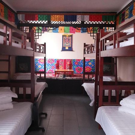 Qinghai Hengyu International Youth Hostel Сінін Номер фото