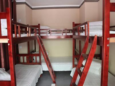Qinghai Hengyu International Youth Hostel Сінін Номер фото