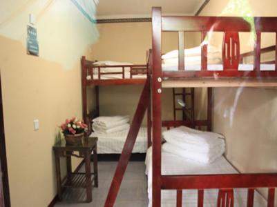Qinghai Hengyu International Youth Hostel Сінін Номер фото