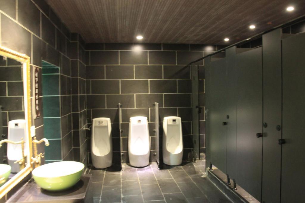 Qinghai Hengyu International Youth Hostel Сінін Номер фото